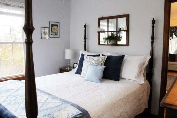 Queen bed