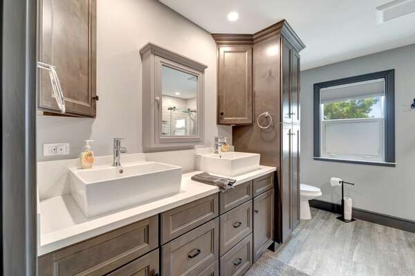 upstairs bathroom, ensuite with bedroom to the right of the stairs